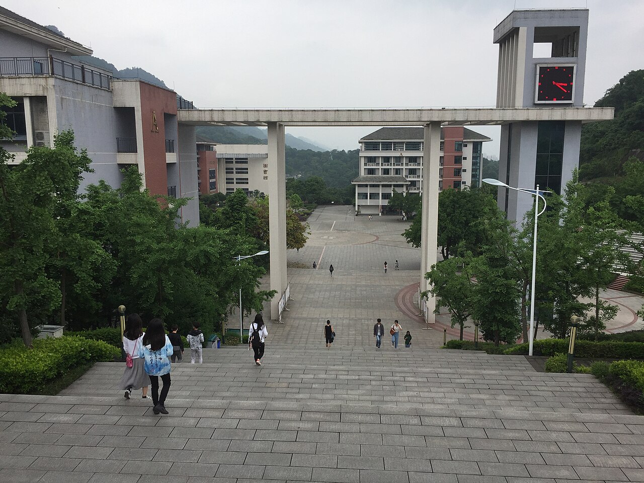 四川外国语大学