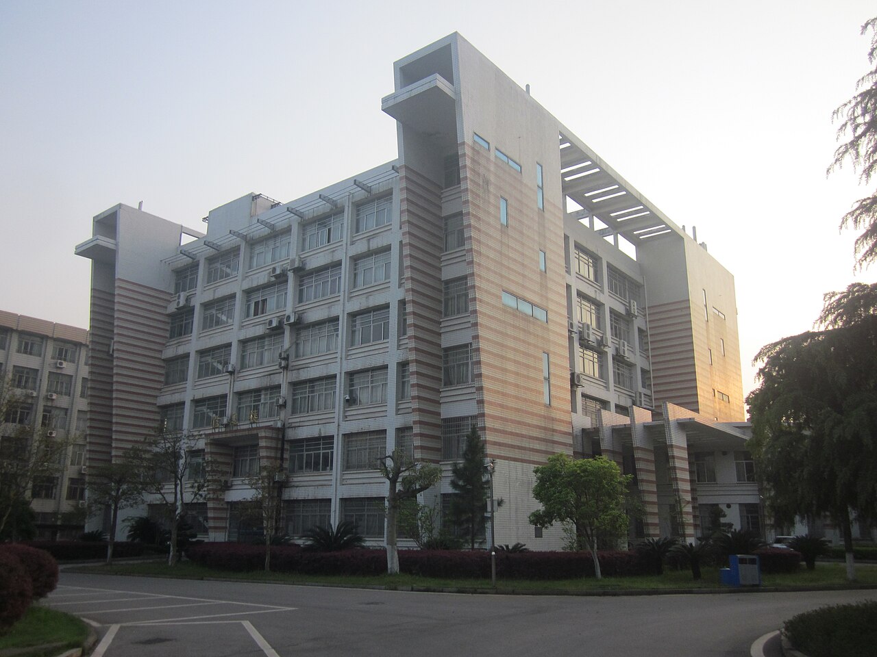 湘潭大学