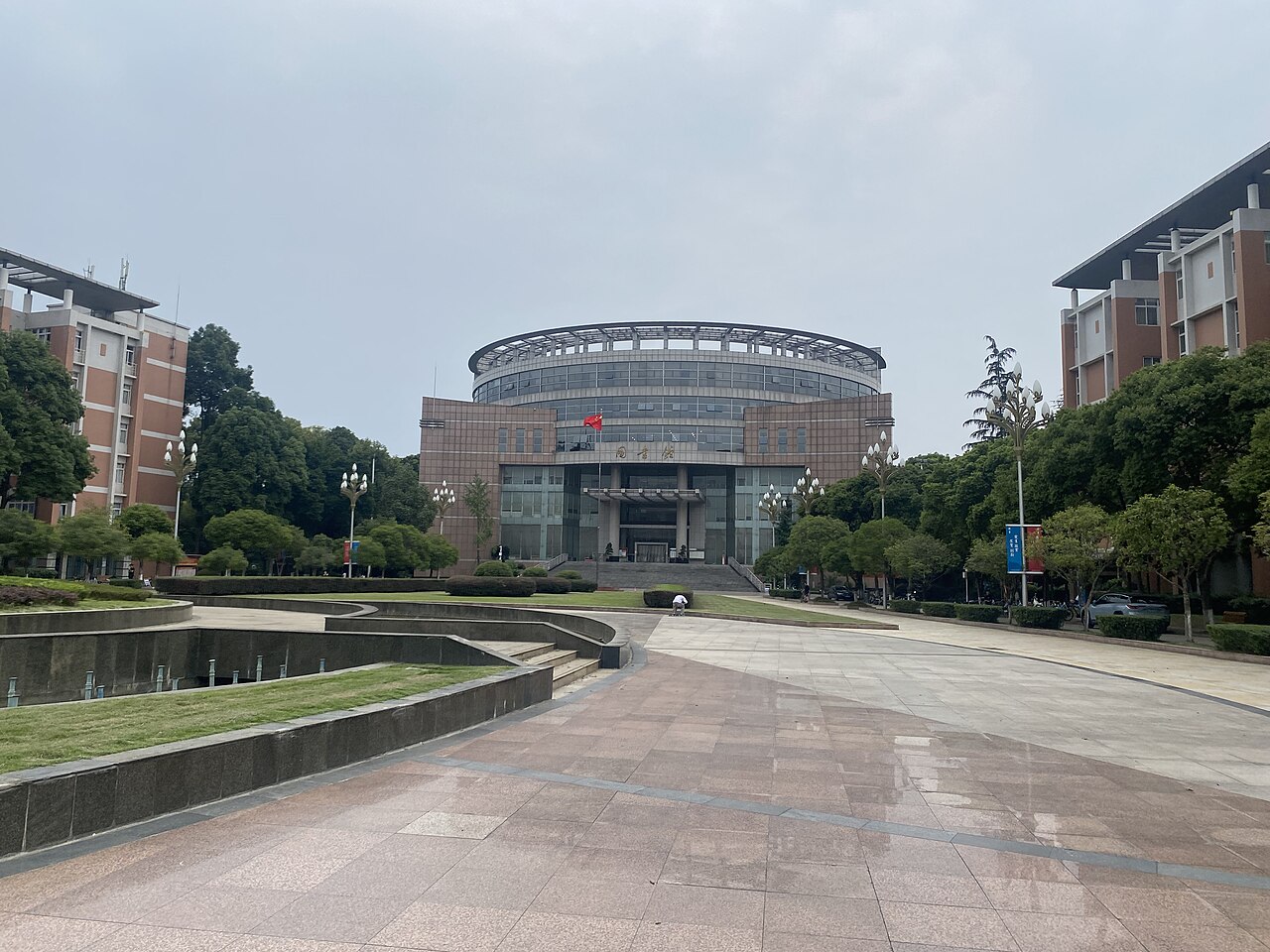 成都信息工程大学