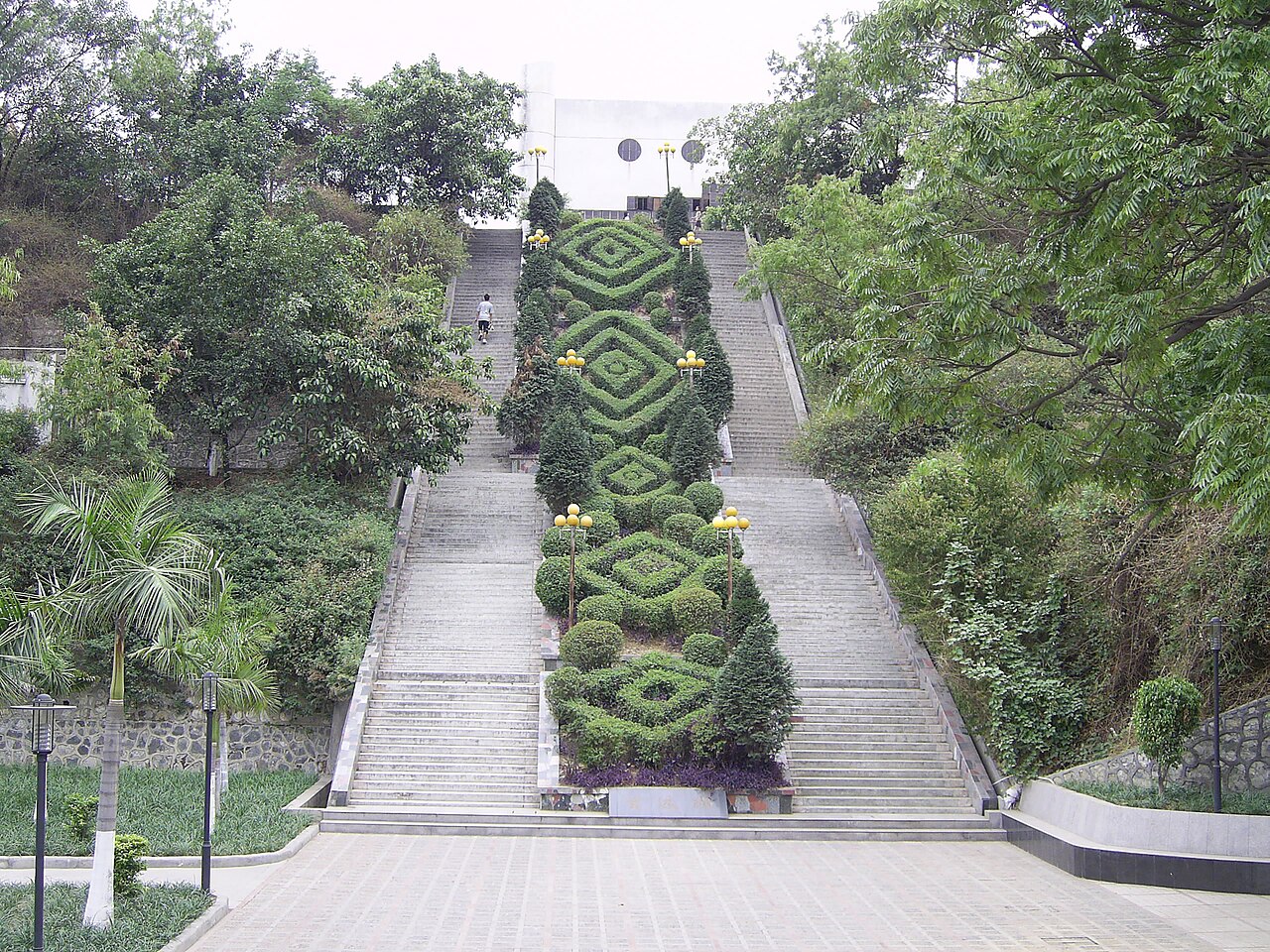 Panzhihua University