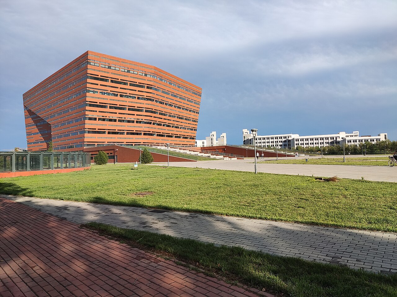 河北工业大学