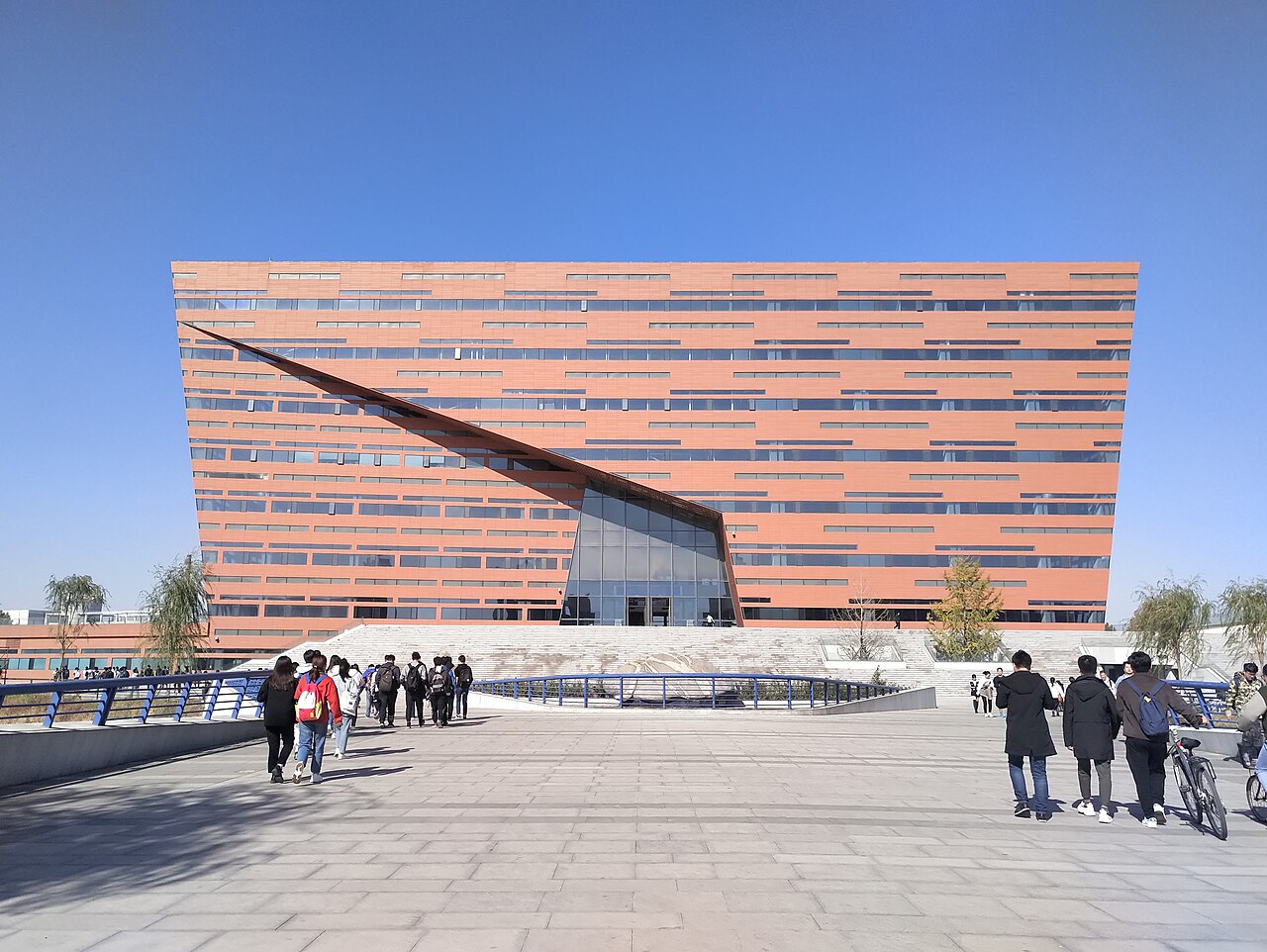 河北工业大学