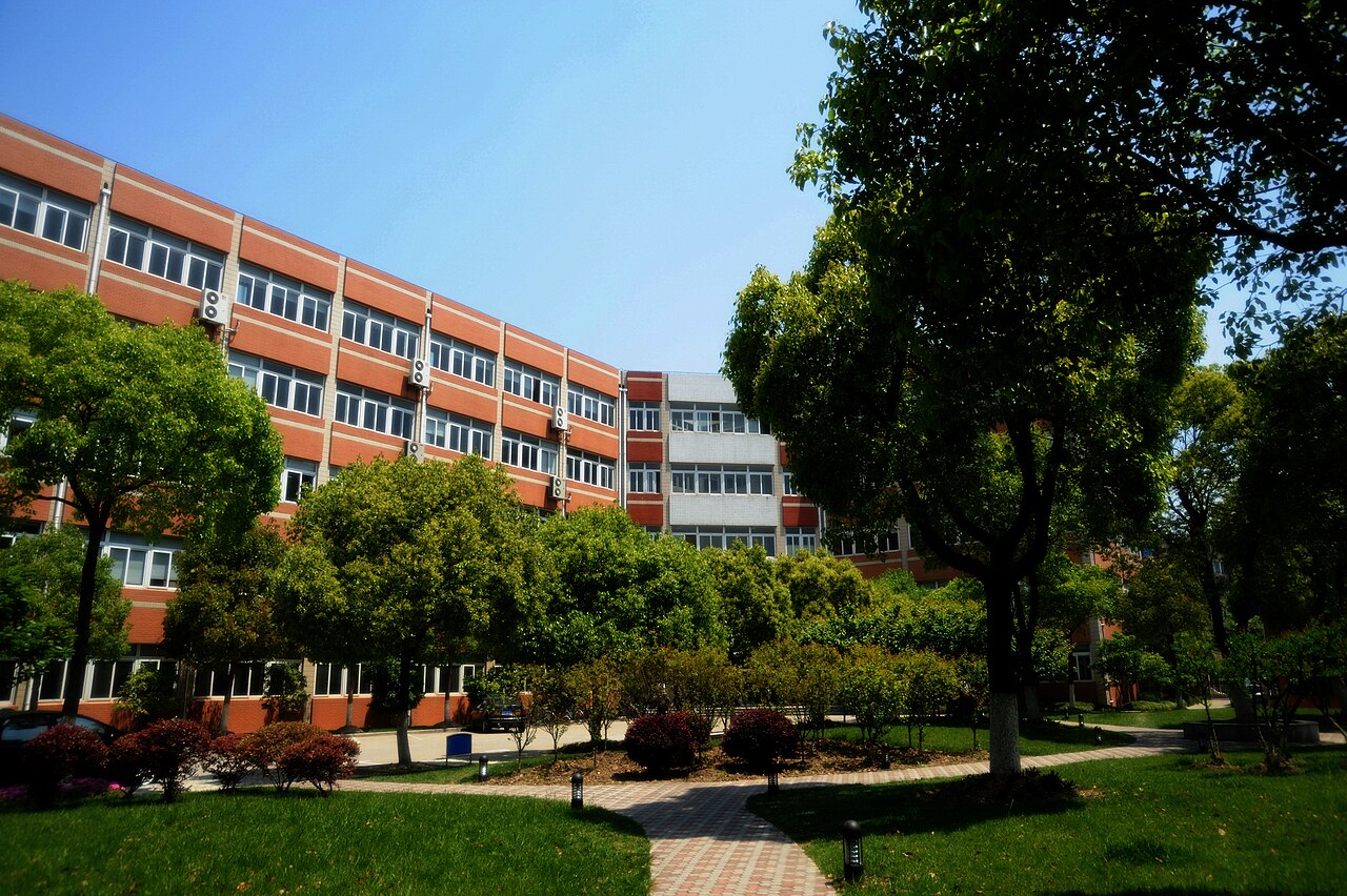 جامعة شنغهاي