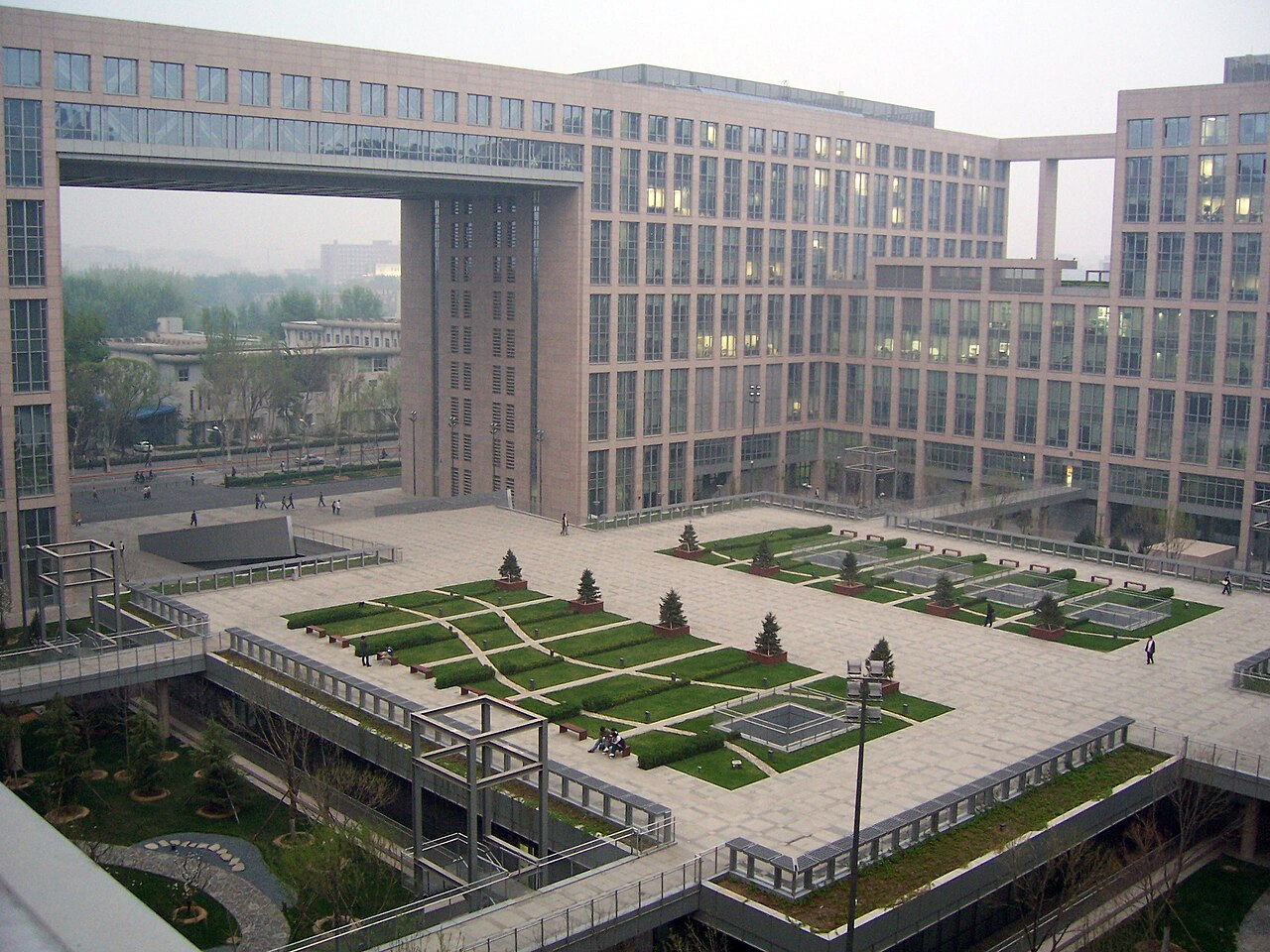北京航空航天大学