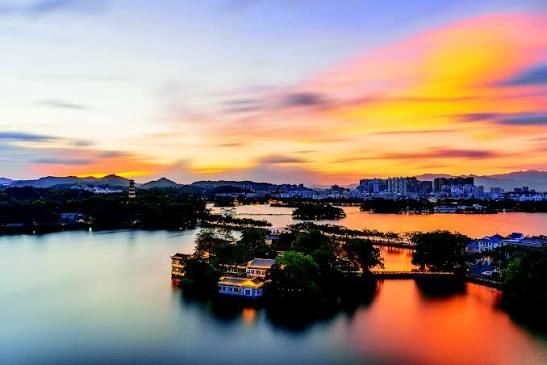 Huizhou West Lake