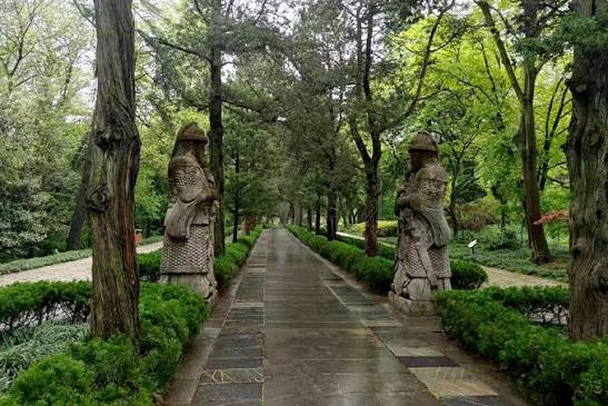 Ming Xiaoling Mausoleum