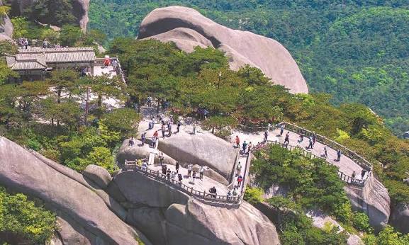 天柱山