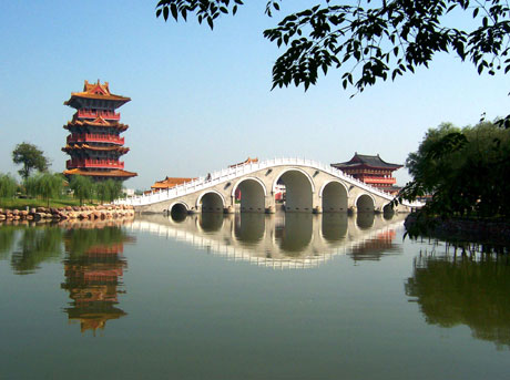Millennium City Park (Qingming Shanghe Yuan)