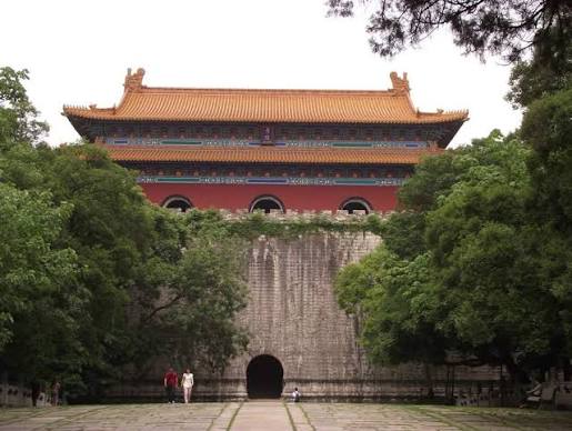 Ming Xiaoling Mausoleum
