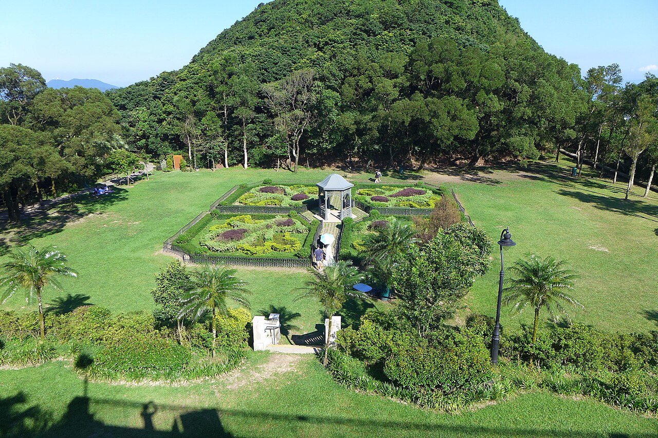 Victoria Peak (The Peak)