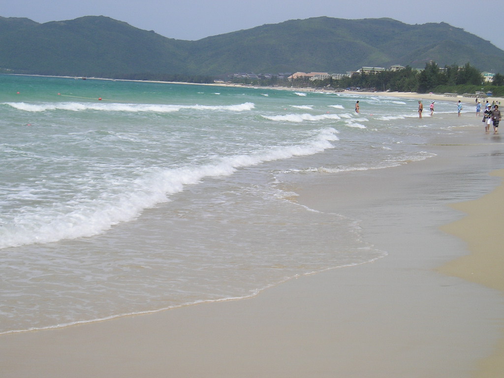 Yalong Bay
